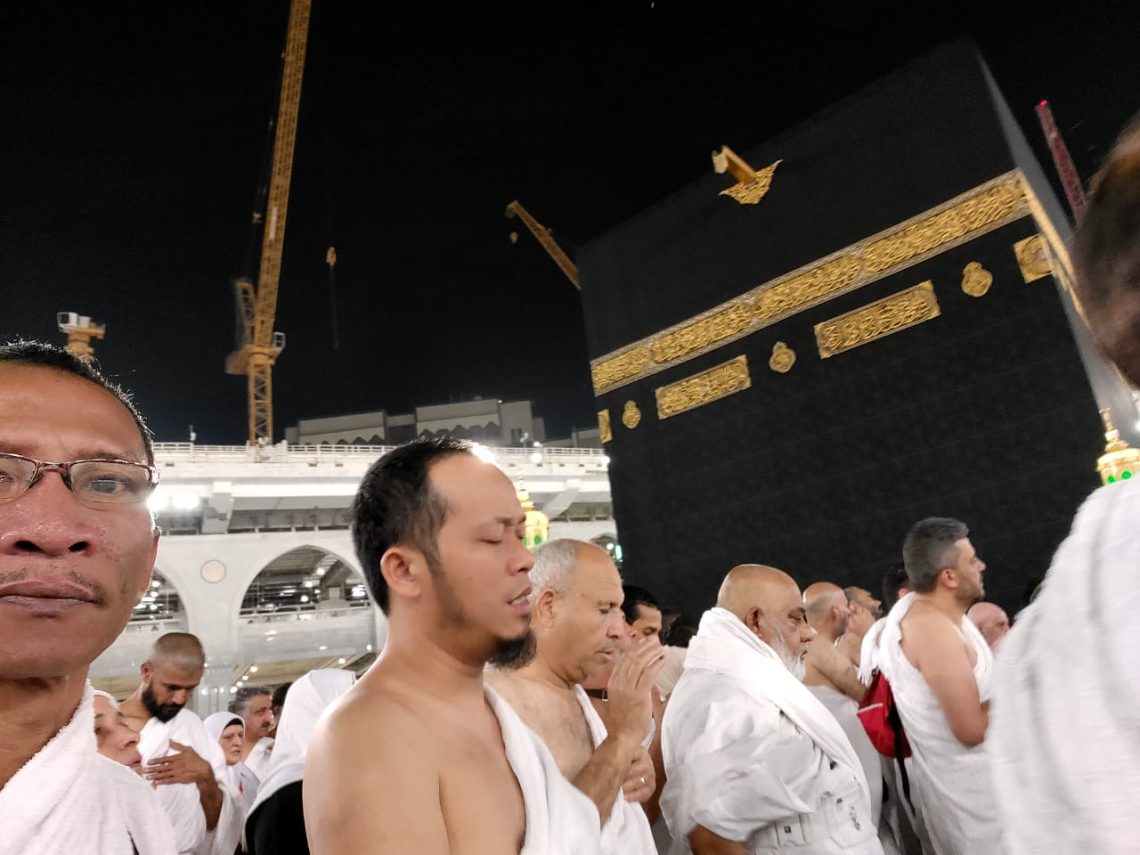 Biaya Umroh 2023: Mengatasi Hambatan